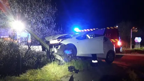 Accidente Pámanes farola 21 03 2021