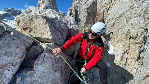 Curso de rescate en monta&ntilde;a desarrollado en Picos de Europa