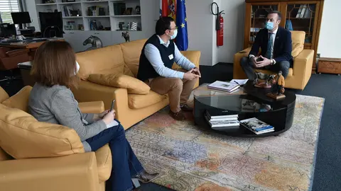 Ruente Agradece Al Gobierno De Cantabria La Regulaci&oacute;n De Las Quemas Controladas Y Su Rechazo A La Especial Protecci&oacute;n Para El Lobo (Nota Y Foto)