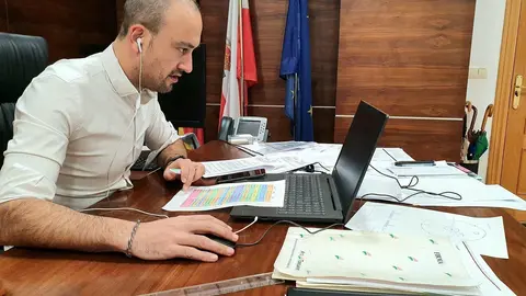 El alcalde de Torrelavega, Javier L&oacute;pez Estrada