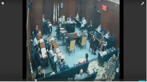 Archivo - Pleno del Ayuntamiento de Santander