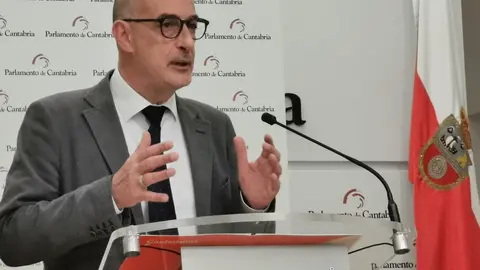 F&eacute;lix &Aacute;lvarez, portavoz de Cs Cantabria, en rueda de prensa