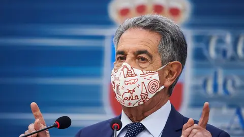 Archivo - El presidente de Cantabria, Miguel &Aacute;ngel Revilla