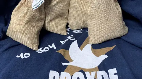 Sacos de arroz de la cena solidaria