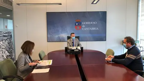 El consejero y el alcalde