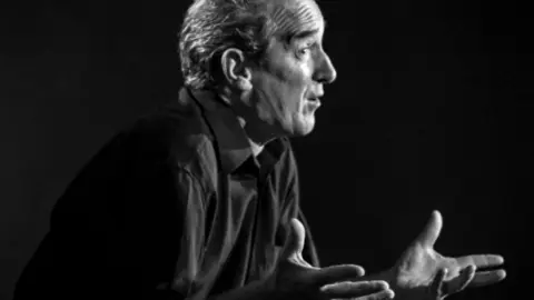 Andr&eacute;s Cavall&iacute;n