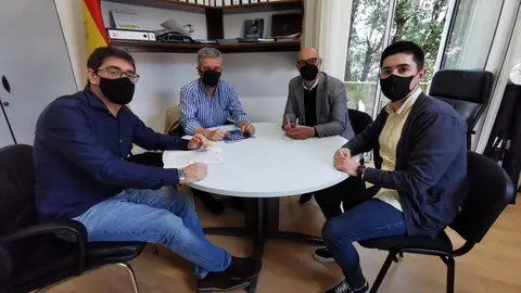 F&eacute;lix &Aacute;lvarez con los concejales de Cs, Javier Ceruti y Felipe P&eacute;rez Manso