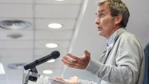 El director del Centro de Alertas y Emergencias Sanitarias (CCAES), Fernando Sim&oacute;n durante una rueda de prensa 