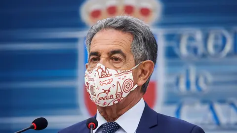 Archivo - El presidente de Cantabria, Miguel &Aacute;ngel Revilla.- Archivo