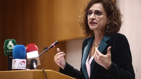 La ministra de Hacienda y portavoz del Gobierno, Mar&iacute;a Jes&uacute;s Montero