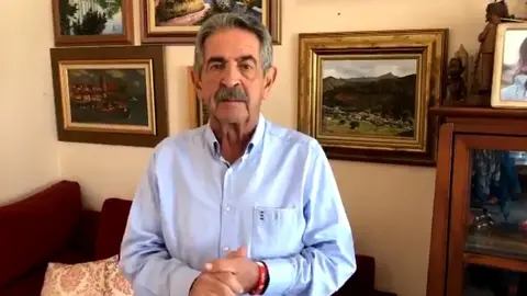 Escena del v&iacute;deo de Twitter de Revilla