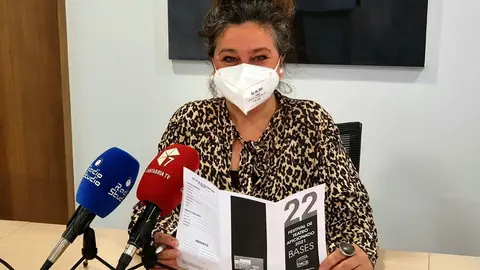 Esther V&eacute;lez presenta el XXII Festival de Teatro Aficionado