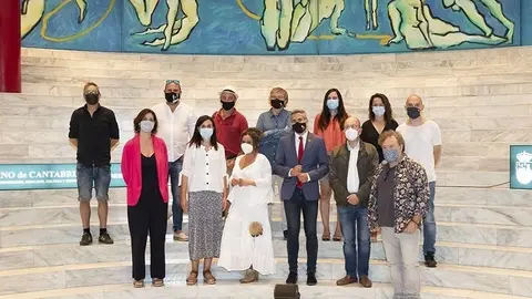 12:00 horas. Palacio de Festivales. Sala Mar&iacute;a Blanchard
El vicepresidente y consejero de Universidades, Cultura y Deporte, Pablo Zuloaga, presenta &ldquo;Cantabria Escenapro 2020&rdquo;. Nota y foto. 
