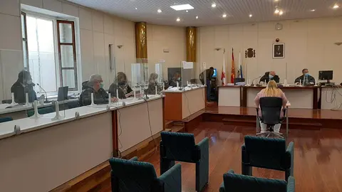 Acusada de uso irregular vales de comida del Banco de Alimentos de Camargo