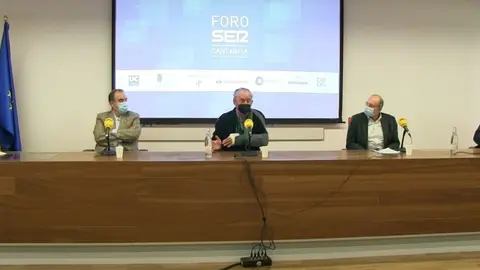 Archivo - Mesa redonda con Marcos L&oacute;pez Hoyos, Tom&aacute;s Cobo, Daniel Casanova y Havier Hern&aacute;ndez de Sande