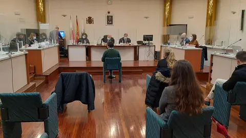 Archivo - El exalcalde de Astillero Carlos Cortina en el juicio contra &eacute;l en la Audiencia Provincial