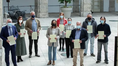 Dirigentes del PRC en el Parlamento
