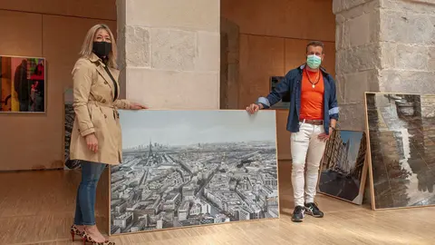 Cobo y Sesma con un cuadro