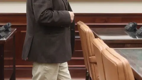 Archivo - El Defensor del Pueblo en funciones, Francisco Fern&aacute;ndez Marug&aacute;n, a su llegada a la Comisi&oacute;n Mixta de Relaciones con el Defensor del Pueblo en el Congreso de los Diputados, en Madrid, (Espa&ntilde;a)