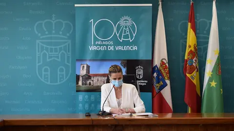 La alcaldesa de Pi&eacute;lagos, Ver&oacute;nica Samperio, en el Pleno de mayo.