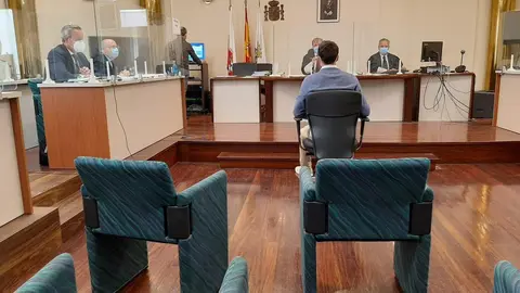 Acusado de atropellar y no auxiliar a otro joven en verano de 2016 en Santander, en el juicio contra &eacute;l
