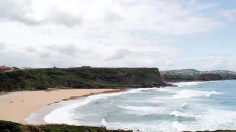 Archivo - Playa de Los Locos