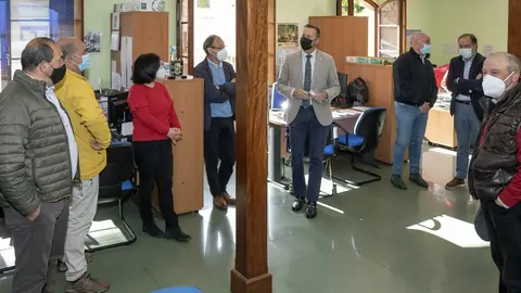 El Consejero De Desarrollo Rural, Ganader&iacute;a, Pesca, Alimentaci&oacute;n Y Medio Ambiente, Guillermo Blanco, Visita La Oficina Comarcal Agraria De Reinosa