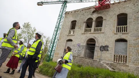 El consejero de Desarrollo Rural, Ganader&iacute;a, Pesca, Alimentaci&oacute;n y Medio Ambiente, Guillermo Blanco, visita las obras de reforma y rehabilitaci&oacute;n de la Casa Pozo.