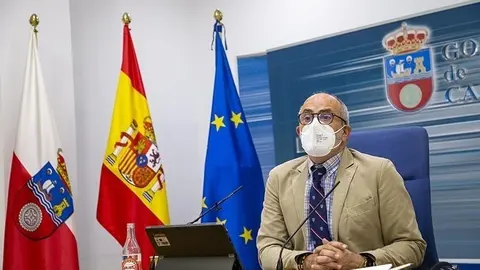 El consejero de Sanidad, Miguel Rodr&iacute;guez