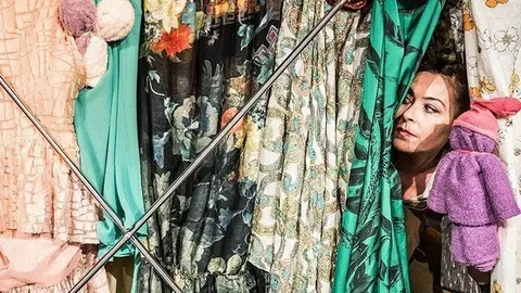 Imagend e la obra 'Molly y el gigante', de la Machina Teatro