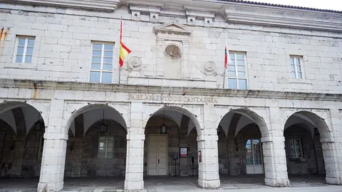 Archivo - Exterior del Parlamento de Cantabria 