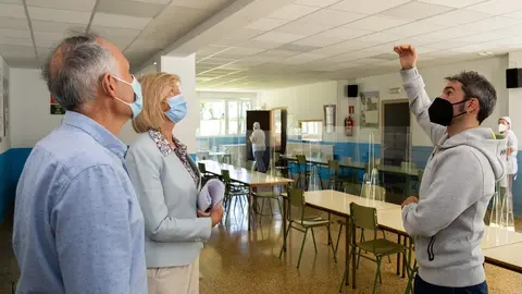 La consejera de Educaci&oacute;n y Formaci&oacute;n Profesional, Marina Lomb&oacute;, visita las obras llevadas a cabo en el colegio Jer&oacute;nimo P&eacute;rez Sainz de la Maza