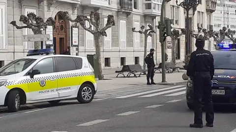 Archivo - Control de Polic&iacute;a