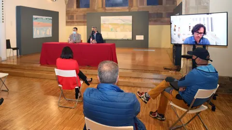 El vicepresidente y consejero de Universidades, Igualdad, Cultura y Deporte, Pablo Zuloaga, presenta el programa &lsquo;Cantabria, de monta&ntilde;a a mar en mountain bike&rsquo;