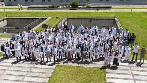 Acto de despedida de los MIR que acaban su formaci&oacute;n especializada en el hospital Valdecilla
