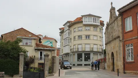 Vial que comunica la Fuentes de la Aurora con la calle San Roque