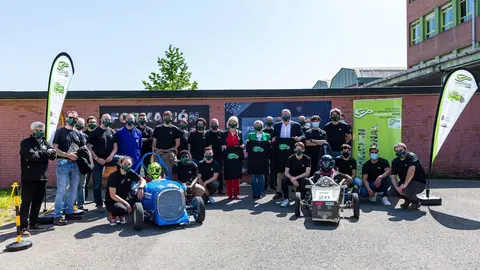 La consejera de Educaci&oacute;n y Formaci&oacute;n Profesional, Marina Lomb&oacute;, asiste a la presentaci&oacute;n de equipos y veh&iacute;culos que participar&aacute;n el s&aacute;bado en la IV Edici&oacute;n del Campeonato de Veh&iacute;culos El&eacute;ctricos EUSKELEC