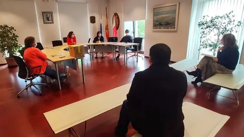 El Gobierno presenta en Comillas las nuevas l&iacute;neas de ayudas al comercio