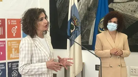 La ministra de Hacienda y portavoz del Gobierno, Mar&iacute;a Jes&uacute;s Montero, en la Diputaci&oacute;n de Huelva.