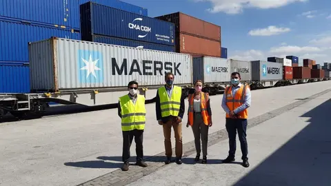 Mart&iacute;n visita el puerto seco de Azuqueca de Henares