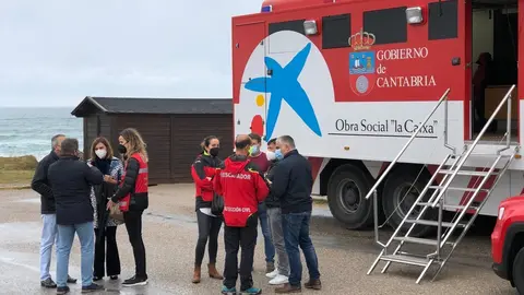 La consejera de Presidencia, Paula Fern&aacute;ndez, en la reuni&oacute;n del dispositivo de vigilancia y salvamento en playas