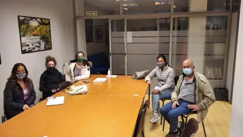 Representantes de IU y del comit&eacute; de empresa de Cu&eacute;tara