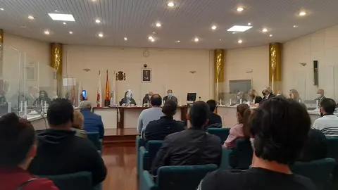 Acusados falsedad documental y estafa a bancos, en el juicio contra ellos