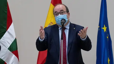 El ministro de Pol&iacute;tica Territorial y Funci&oacute;n P&uacute;blica, Miquel Iceta, durante el acto de inauguraci&oacute;n oficial del Edificio de la Antigua Aduana de Bilbao, a 3 de junio de 2021, en Bilbao, Euskadi (Espa&ntilde;a). Actualmente este edificio de la calle Barroeta Ald