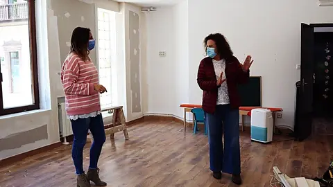 La Casa Joven y el Espacio Infantil de Comillas estrenan mobiliario y juegos