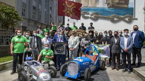 El presidente de Cantabria, Miguel &Aacute;ngel Revilla, y la consejera de Educaci&oacute;n y Formaci&oacute;n Profesional, Marina Lomb&oacute;, reciben a los centros de formaci&oacute;n que han participado en el campeonato de veh&iacute;culos el&eacute;ctricos Euskelec 2021
