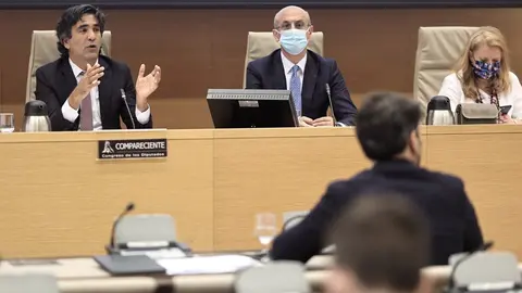 El secretario de Estado de Econom&iacute;a y Apoyo a las Empresas, Gonzalo Garc&iacute;a Andr&eacute;s (i), comparece en la Comisi&oacute;n de Asuntos Econ&oacute;micos y Transformaci&oacute;n Digital,  a 15 de junio de 2021.