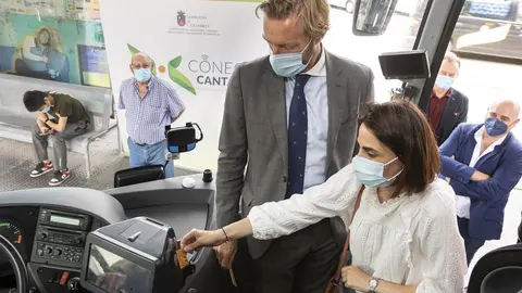 El director general de transportes, Felipe Pi&ntilde;a, presenta el Sistema Unificado de Pago Integrado (SUPI).