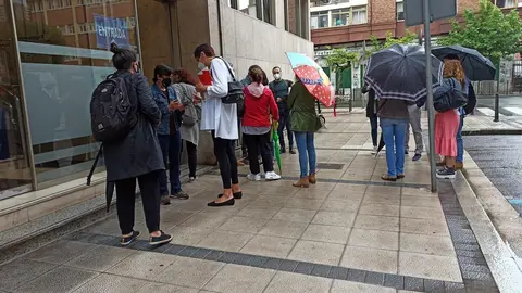 Concentraci&oacute;n de la Junta de  Personal Docente ante la Consejer&iacute;a de Sanidad