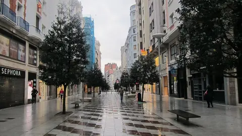 Archivo - Lluvia en Santander                               